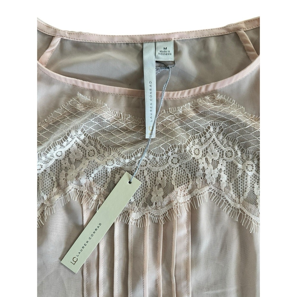 NWT Lauren Conrad Powder Room Blouse Size M Womens Cream Tan Lace Insert Chiffon - Picture 4 of 11